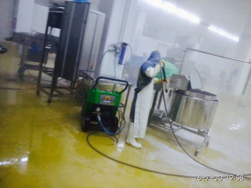 菲凡士地金钢地坪漆专业用于肉食品加厂,解决了环境及环保问题